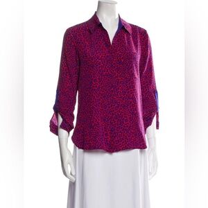 DIANE VON
FURSTENBERG
Silk Animal Print Button-Up